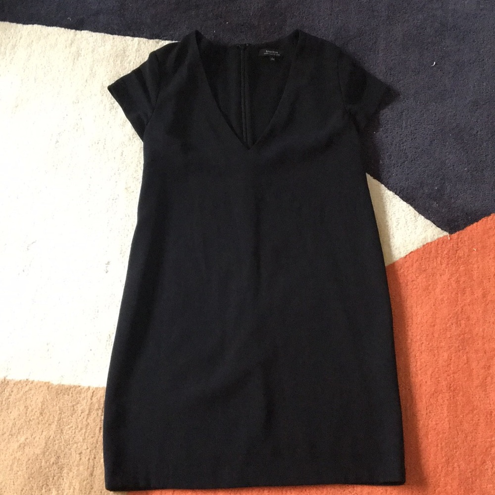 Black deep V Aritzia short sleeved dress